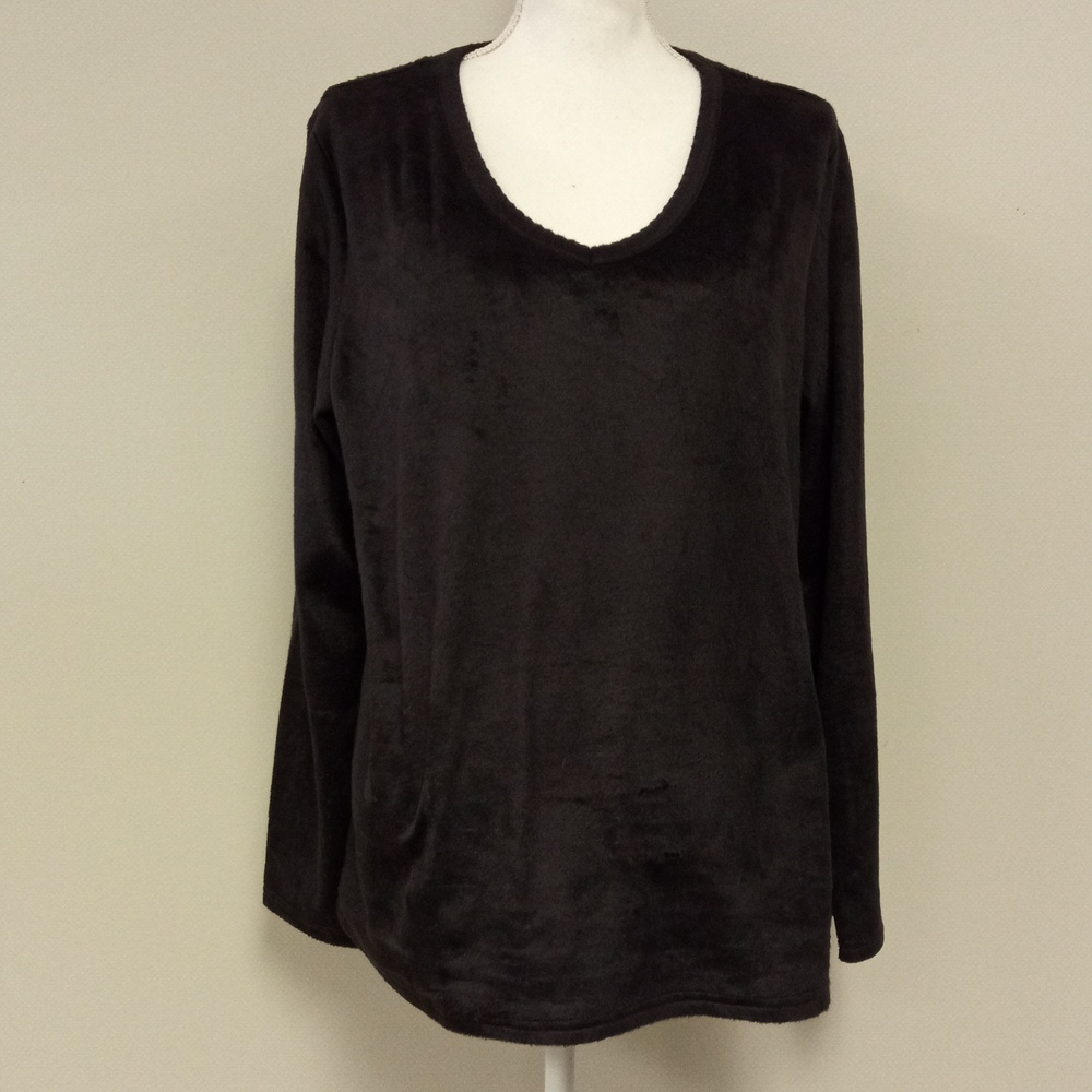 croft & barrow Black Plush Scoop-Neck Long Sleeve Sleep Top